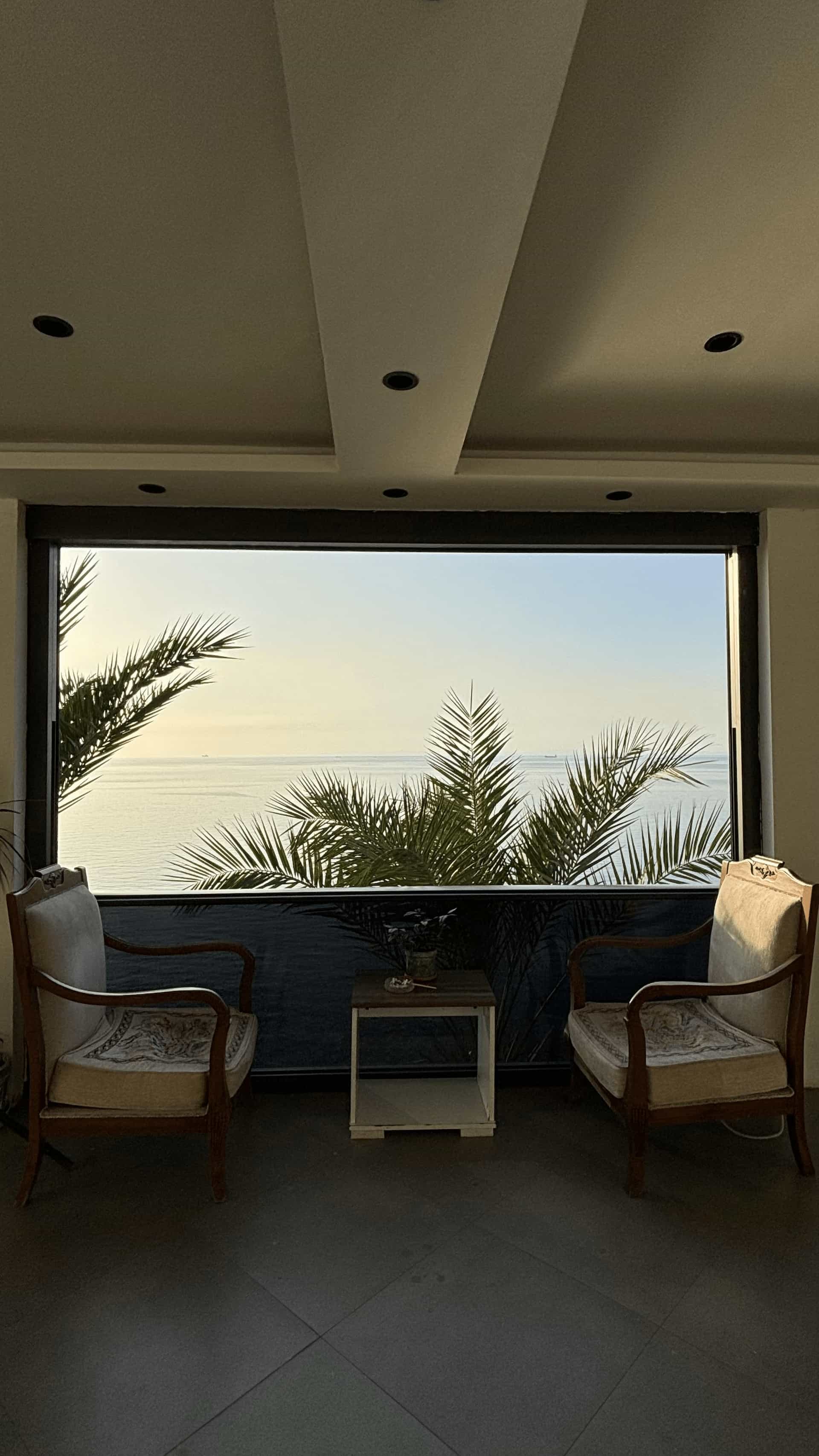 Energy-efficient window glass detail